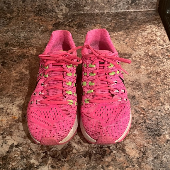 Ladies size 9 Nike Zoom Structure running shoes - Picture 2 of 9